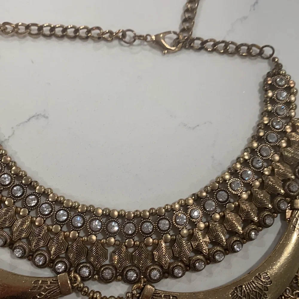 Necklace - Picture 4 of 4